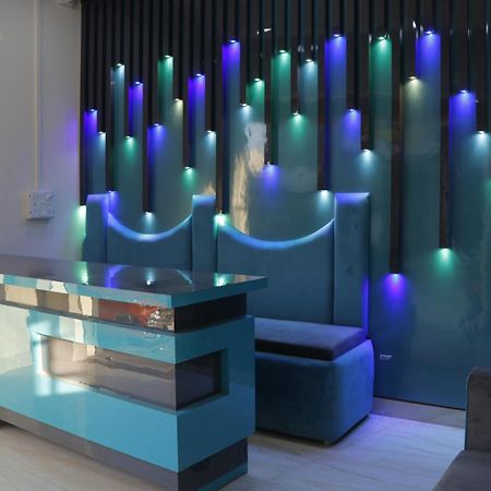 Dolphin Guest House マトゥラー エクステリア 写真